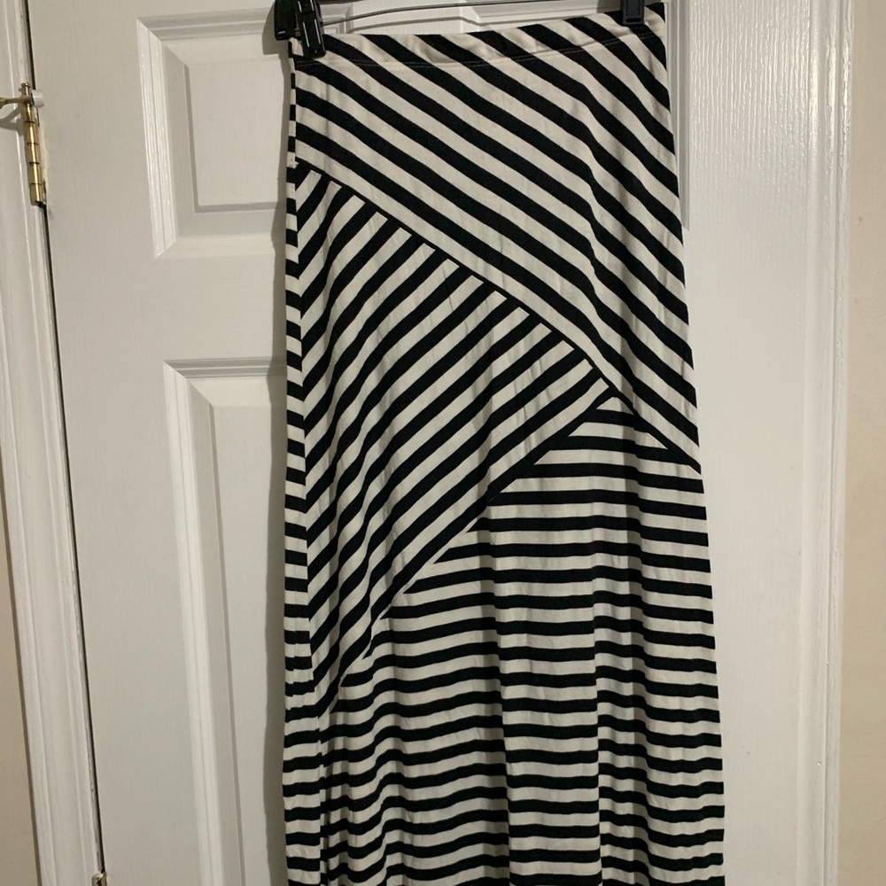 Black and white, stripped maxi skirt